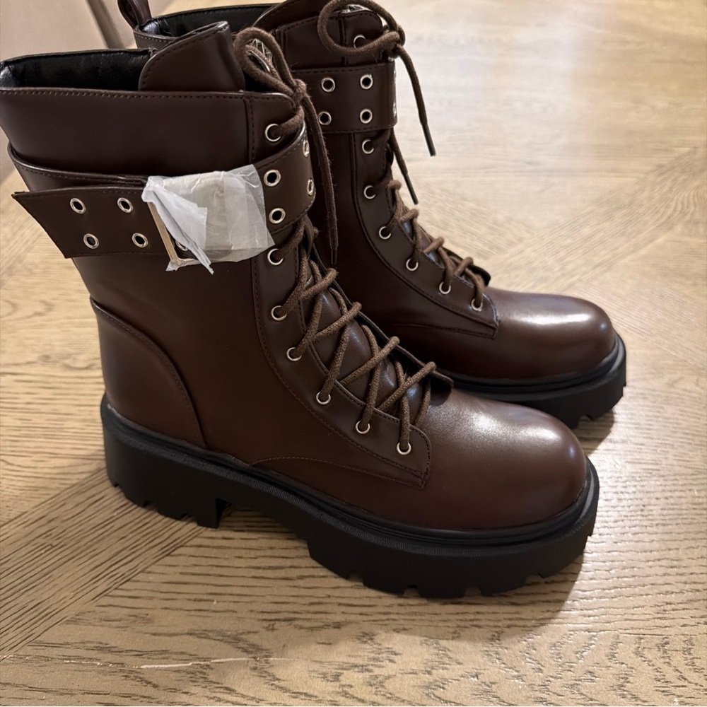 NEWBELLA Combat Boots For Women Lace Up Platform Ankle Booties Size 8 - Picture 1 of 5
